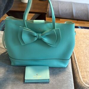 EUC Kate Spade New York  Leather VANDERBILT PLACE GIORGIA BOW SATCHEL w/wallet